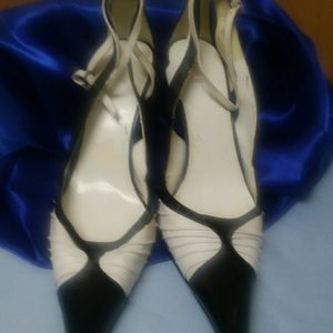 Black/White Dress Me Up!